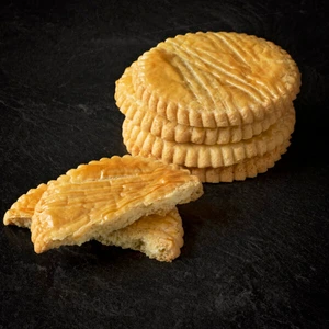 Short bread cookie at Les Moulins La Fayette in Edmonton, AB